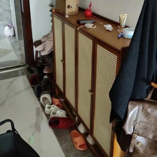 优配配件助手 整理一次家才发现：当年花重金买的东西，都沦为了“时代的眼泪”